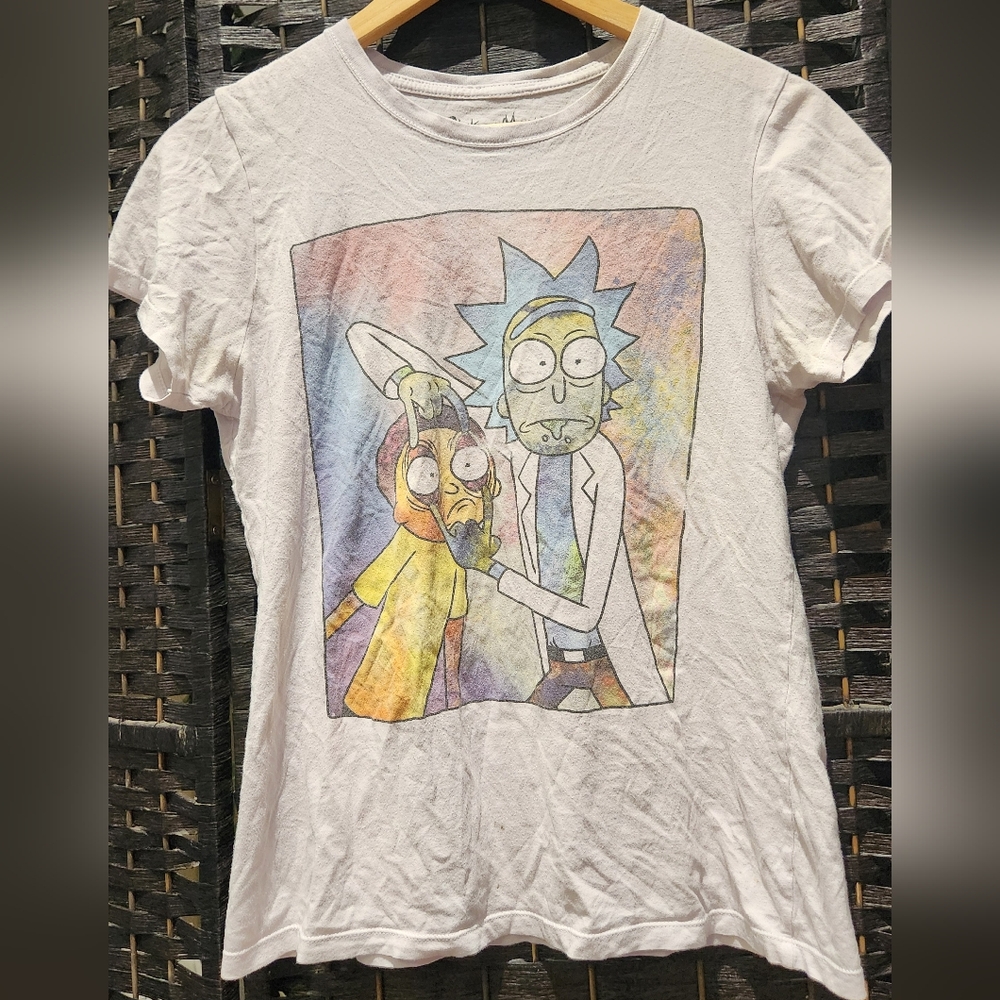 🍄6/36🍄 rick n morty tee
